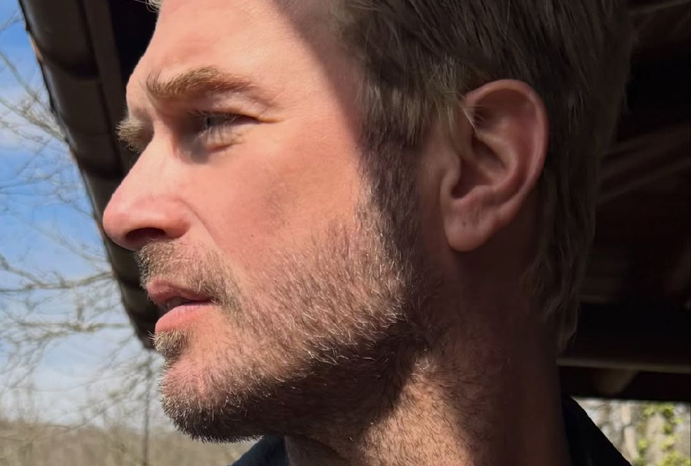 Kıvanç Tatlıtuğ’un yeni imajı gündem oldu